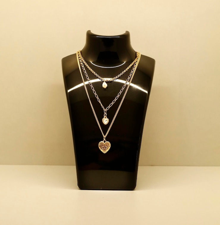 Women jewelleries aefA9658